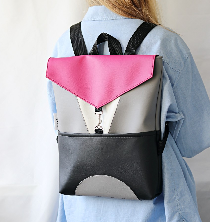 ROŽINĖ geometrinė kuprinė