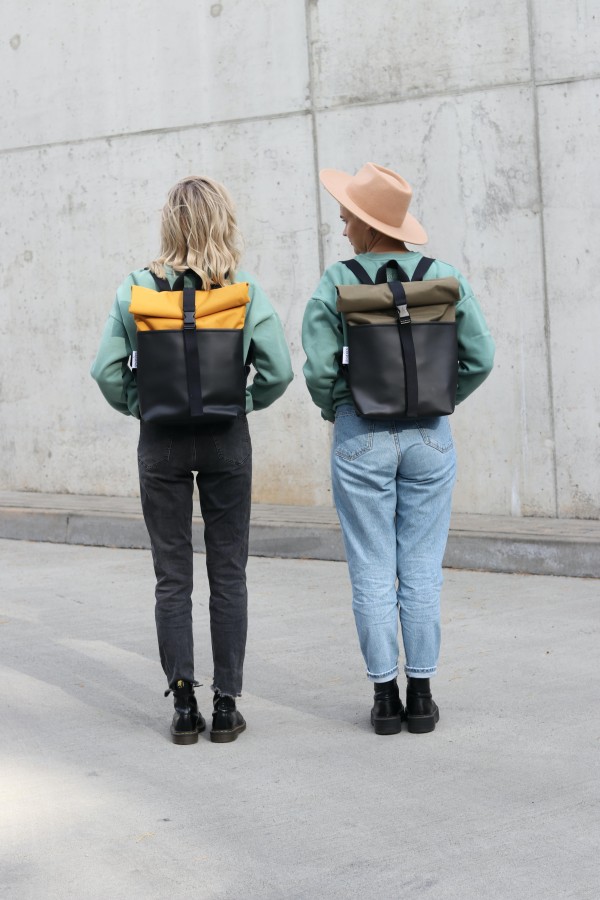 ŽALIA IR JUODA unisex kuprinė