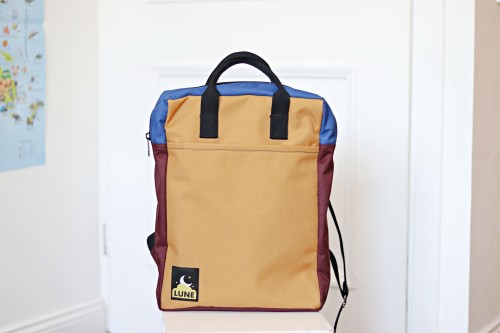 Lune miesto kuprinė - Spalvota