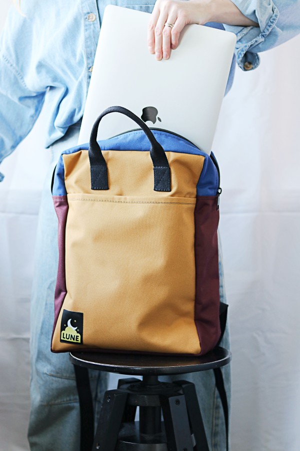 Lune miesto kuprinė - Spalvota