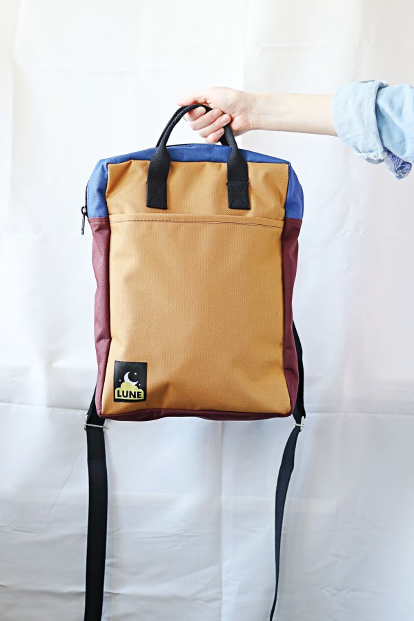 Lune miesto kuprinė - Spalvota