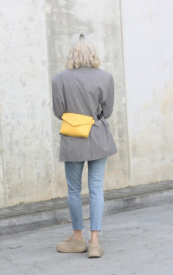 GELTONAS ridikiulis - diržinė