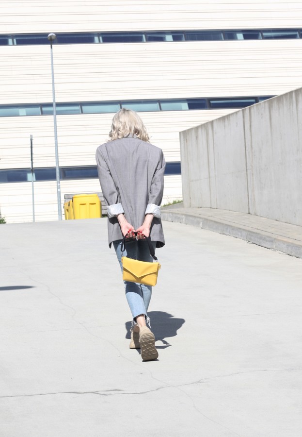 GELTONAS ridikiulis - diržinė