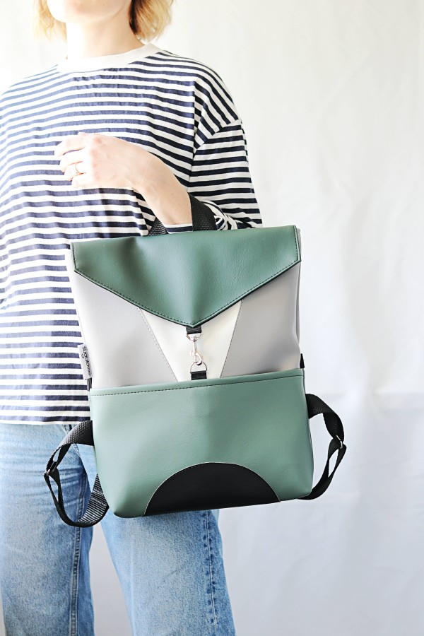 ŽALIA Kelionių kuprinė